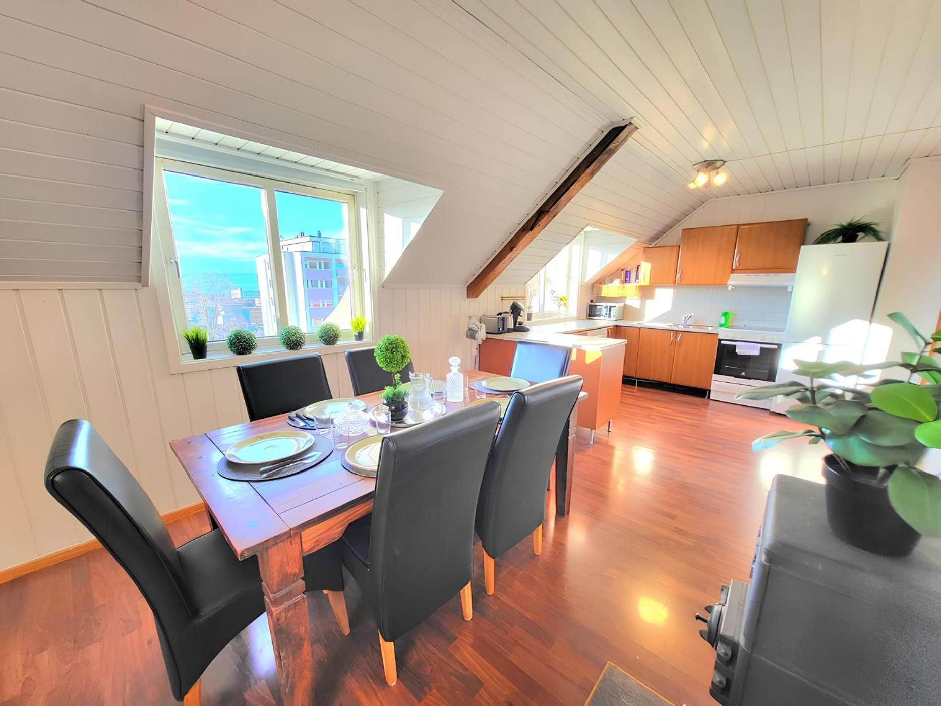Appartamento Sunset Penthouse, Fjord View & Parking Trondheim Esterno foto